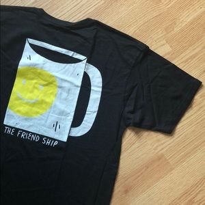 THE FRIENDSHIP SKATEBOARDS *NWOT* HAPPY COFFEE TEE